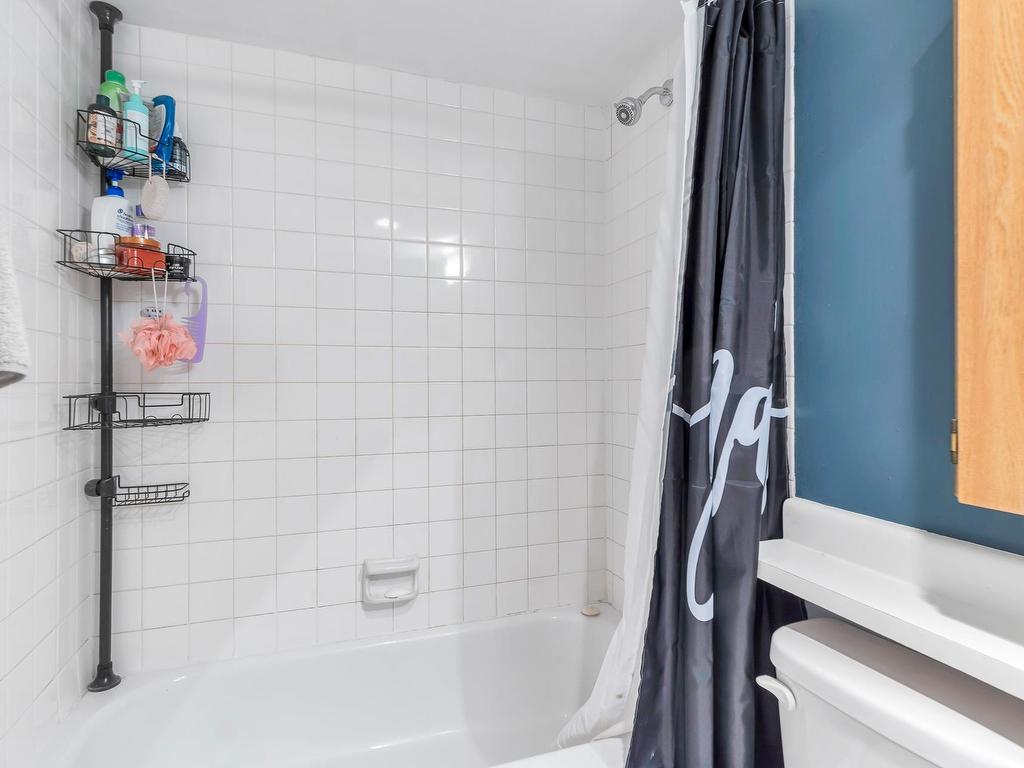 









7144


133b

Street, 209,
Surrey,




BC
V3W 8A4


