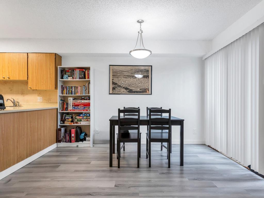 









7144


133b

Street, 209,
Surrey,




BC
V3W 8A4

