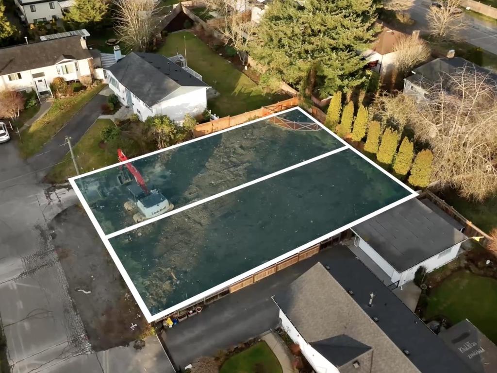 












8152 113B STREET

,
Delta,







BC
V4C 5G1

