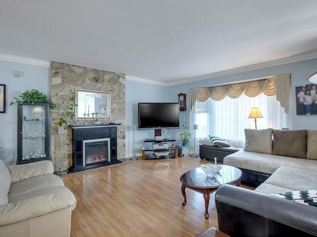 









8825


160

Street,
Surrey,




BC
V4N 2X8


