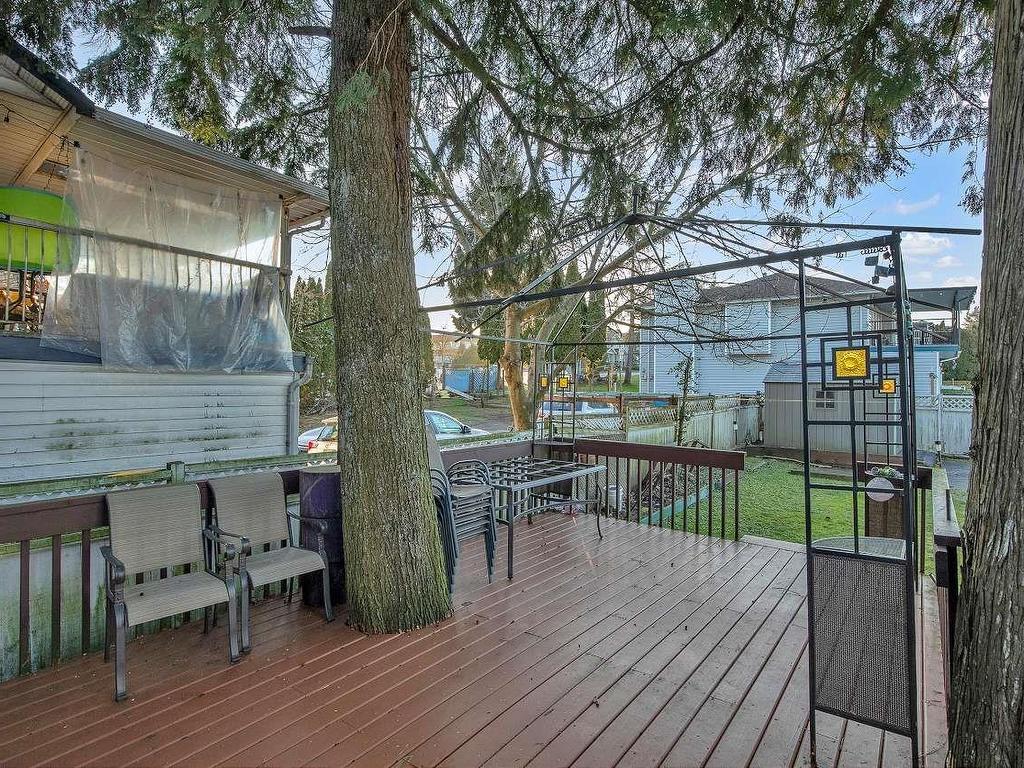 









8825


160

Street,
Surrey,




BC
V4N 2X8

