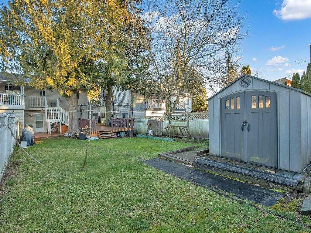 









8825


160

Street,
Surrey,




BC
V4N 2X8

