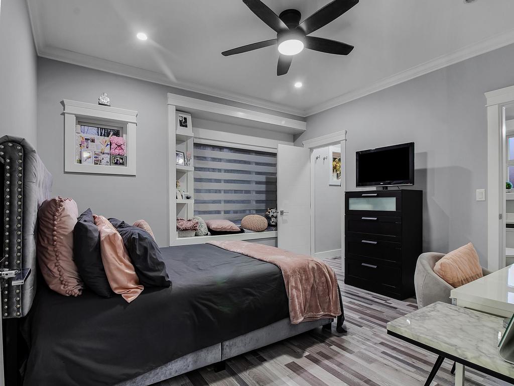 









33945


Tooley

Place,
Mission,




BC
V2V 0G5

