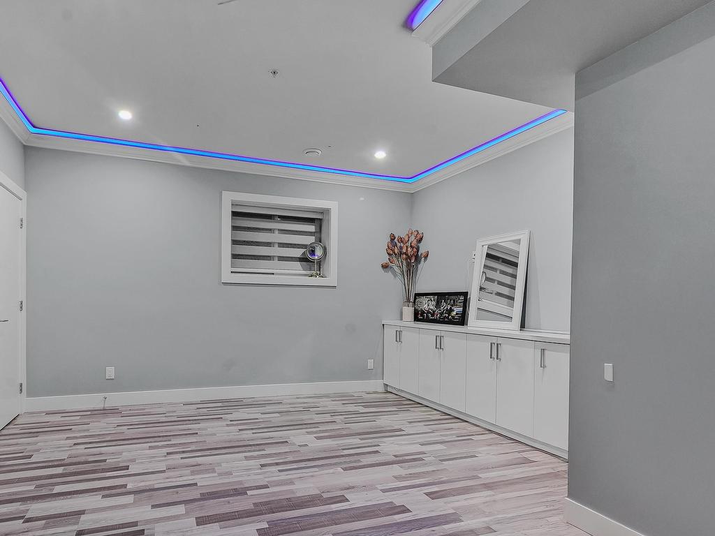 









33945


Tooley

Place,
Mission,




BC
V2V 0G5

