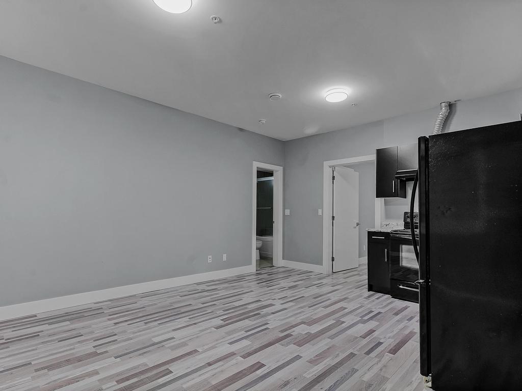 









33945


Tooley

Place,
Mission,




BC
V2V 0G5

