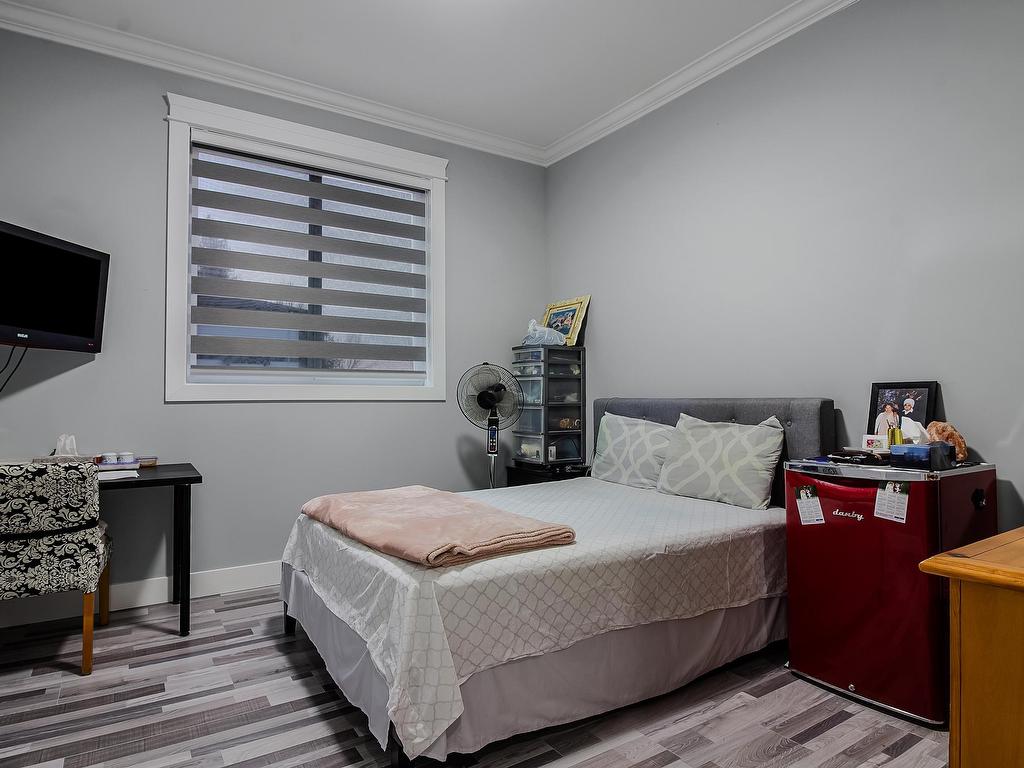 









33945


Tooley

Place,
Mission,




BC
V2V 0G5

