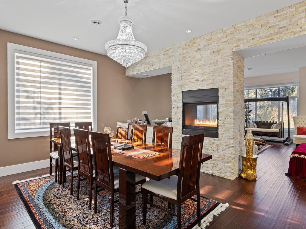 









2504


140

Street,
Surrey,




BC
V4P 2C6

