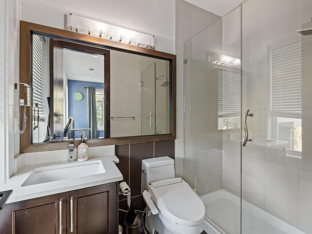 









2504


140

Street,
Surrey,




BC
V4P 2C6

