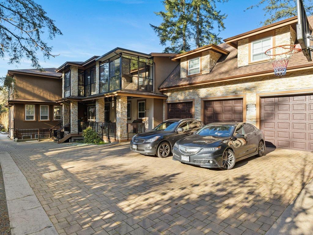 









2504


140

Street,
Surrey,




BC
V4P 2C6

