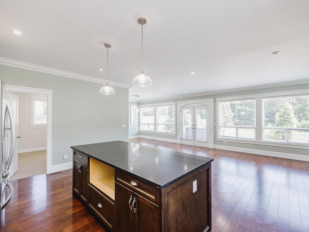 









2807


Maple

Street,
Abbotsford,




BC
V2S 3Y9

