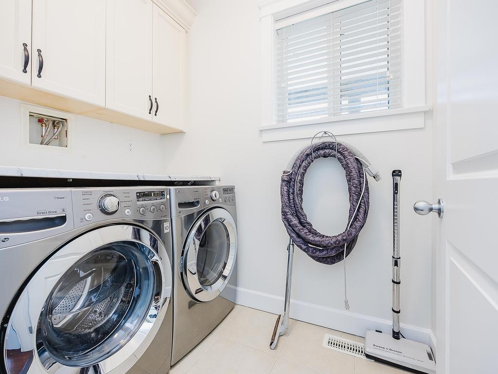 









2807


Maple

Street,
Abbotsford,




BC
V2S 3Y9

