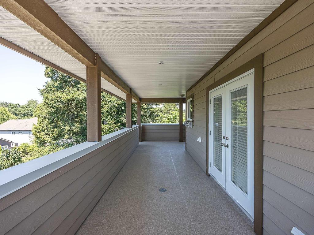 









2807


Maple

Street,
Abbotsford,




BC
V2S 3Y9

