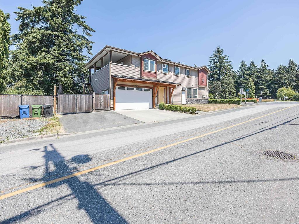 









2807


Maple

Street,
Abbotsford,




BC
V2S 3Y9

