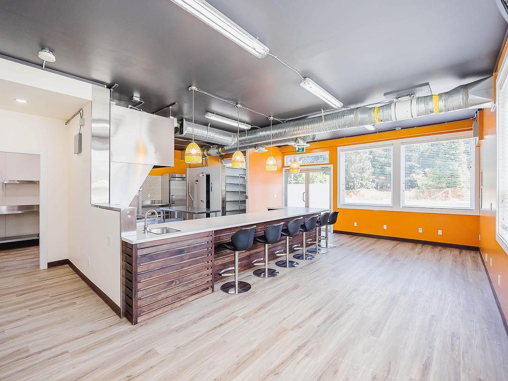 









2807


Maple

Street,
Abbotsford,




BC
V2S 3Y9

