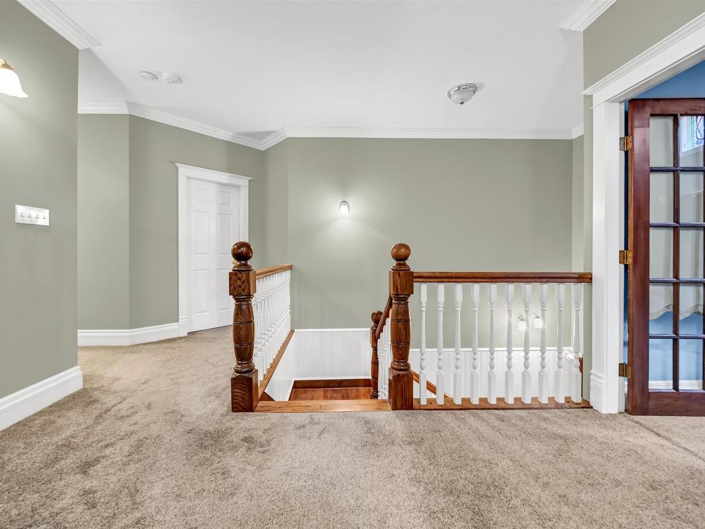 












6354 184 STREET

,
Surrey,




BC
V3S 8B9

