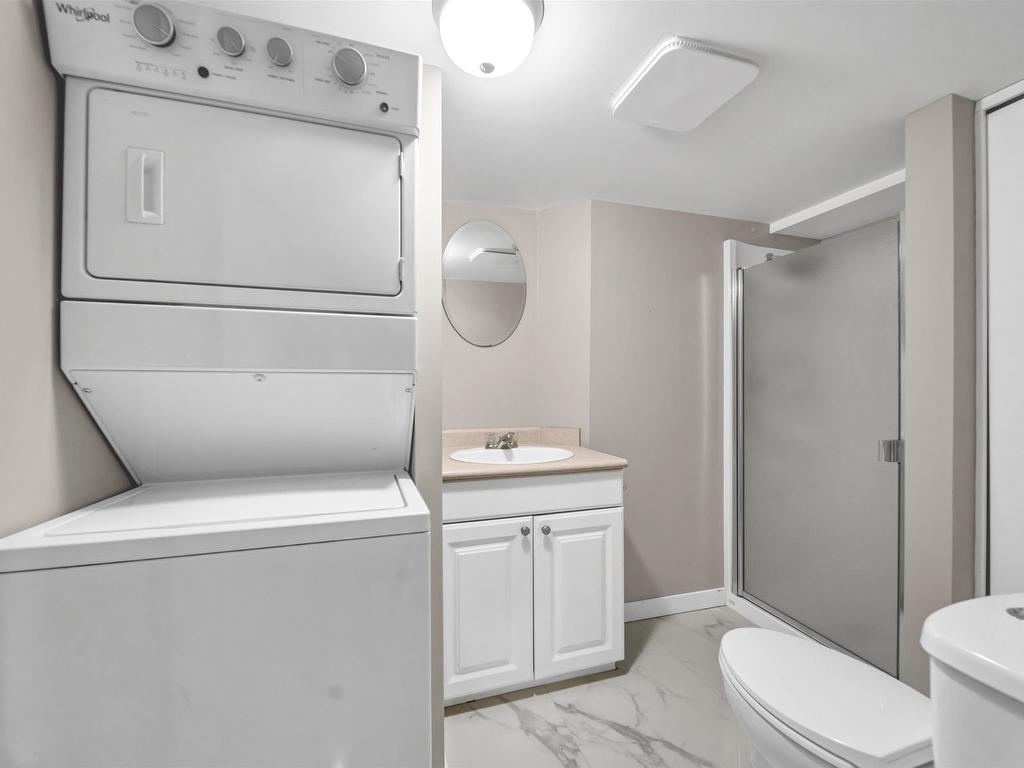 












6354 184 STREET

,
Surrey,




BC
V3S 8B9

