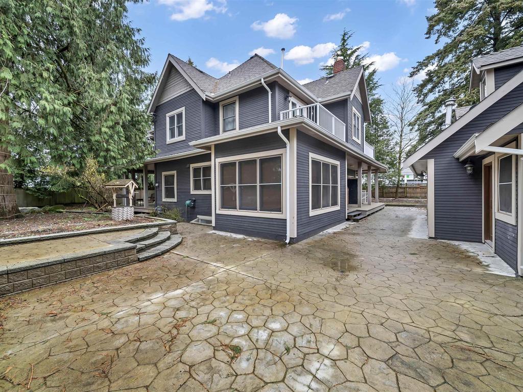 












6354 184 STREET

,
Surrey,




BC
V3S 8B9

