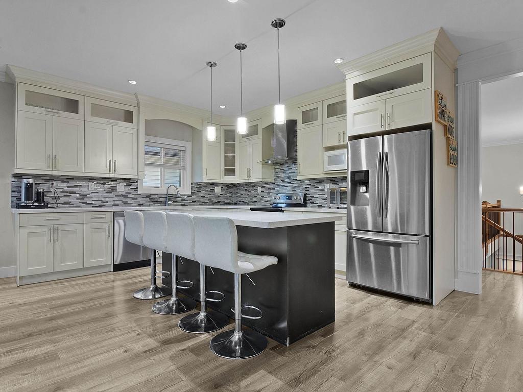 









3176


Engineer

Crescent,
Abbotsford,




BC
V4X 0A7

