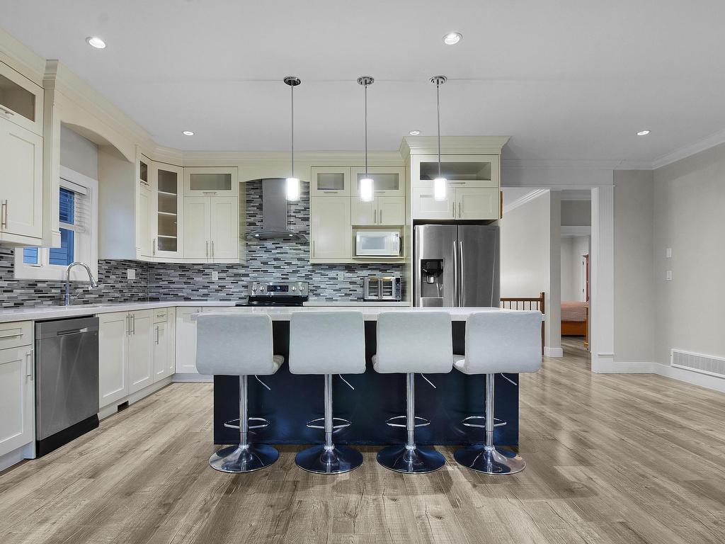 









3176


Engineer

Crescent,
Abbotsford,




BC
V4X 0A7

