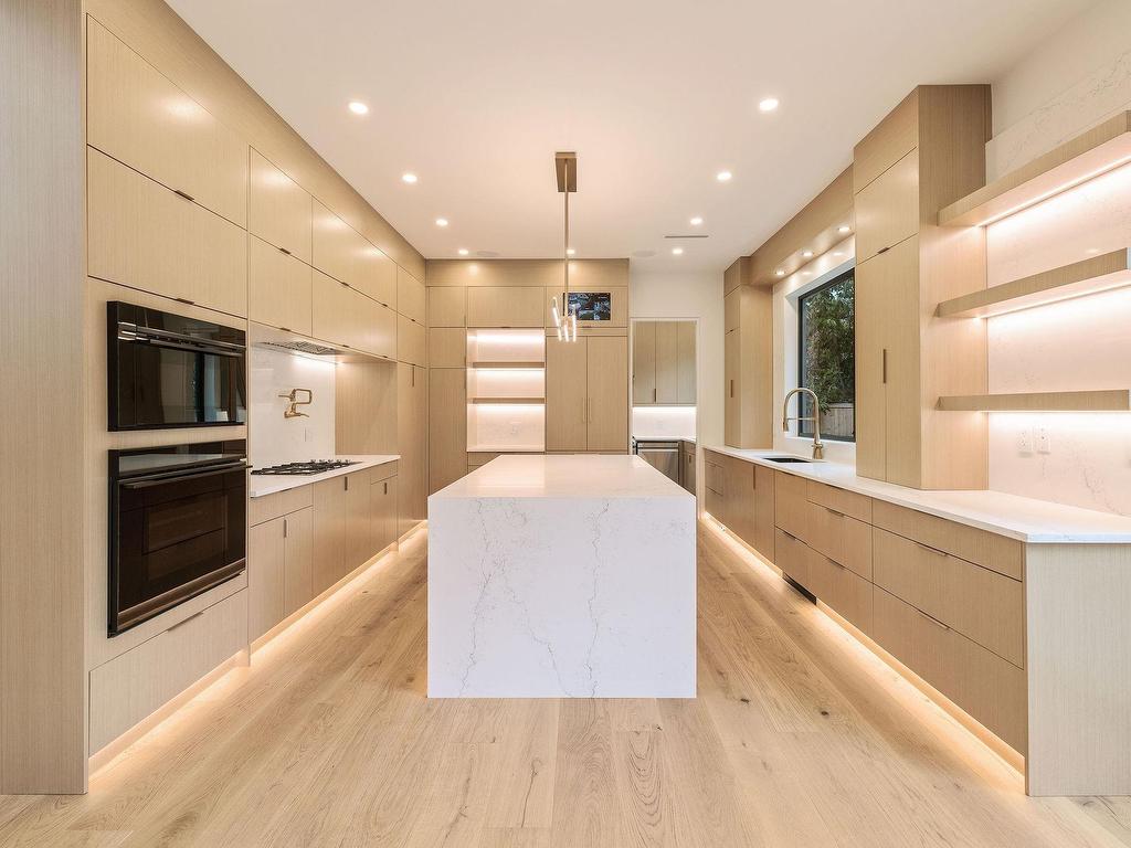 









8689


Tunis

Place,
Surrey,




BC
V3S 4Y6

