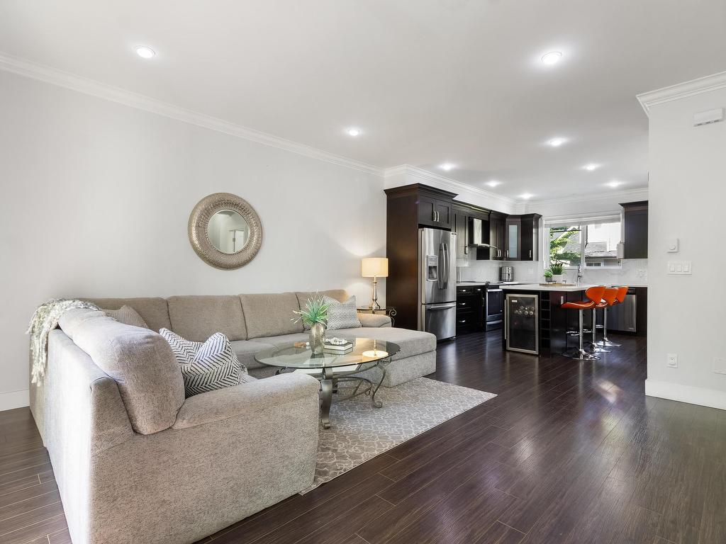 









14285


64

Avenue, 10,
Surrey,




BC
V3W 1Z2

