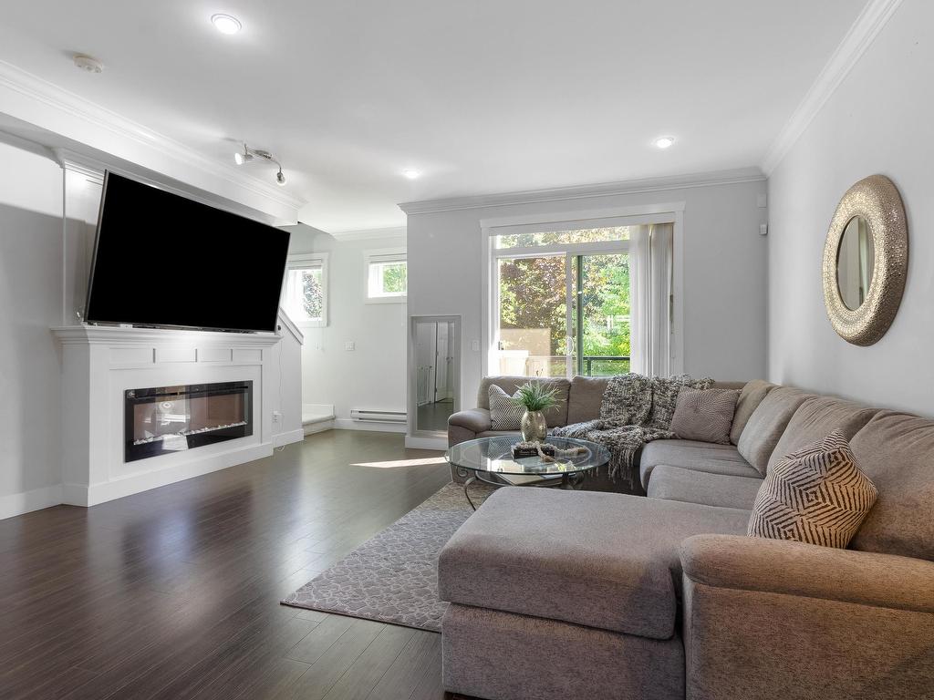 









14285


64

Avenue, 10,
Surrey,




BC
V3W 1Z2

