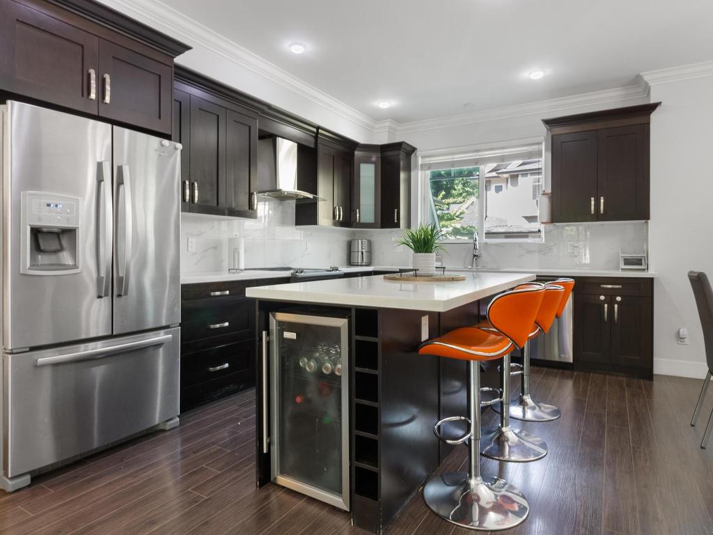









14285


64

Avenue, 10,
Surrey,




BC
V3W 1Z2

