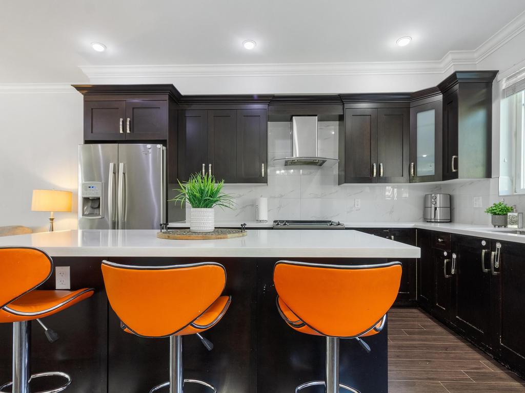 









14285


64

Avenue, 10,
Surrey,




BC
V3W 1Z2

