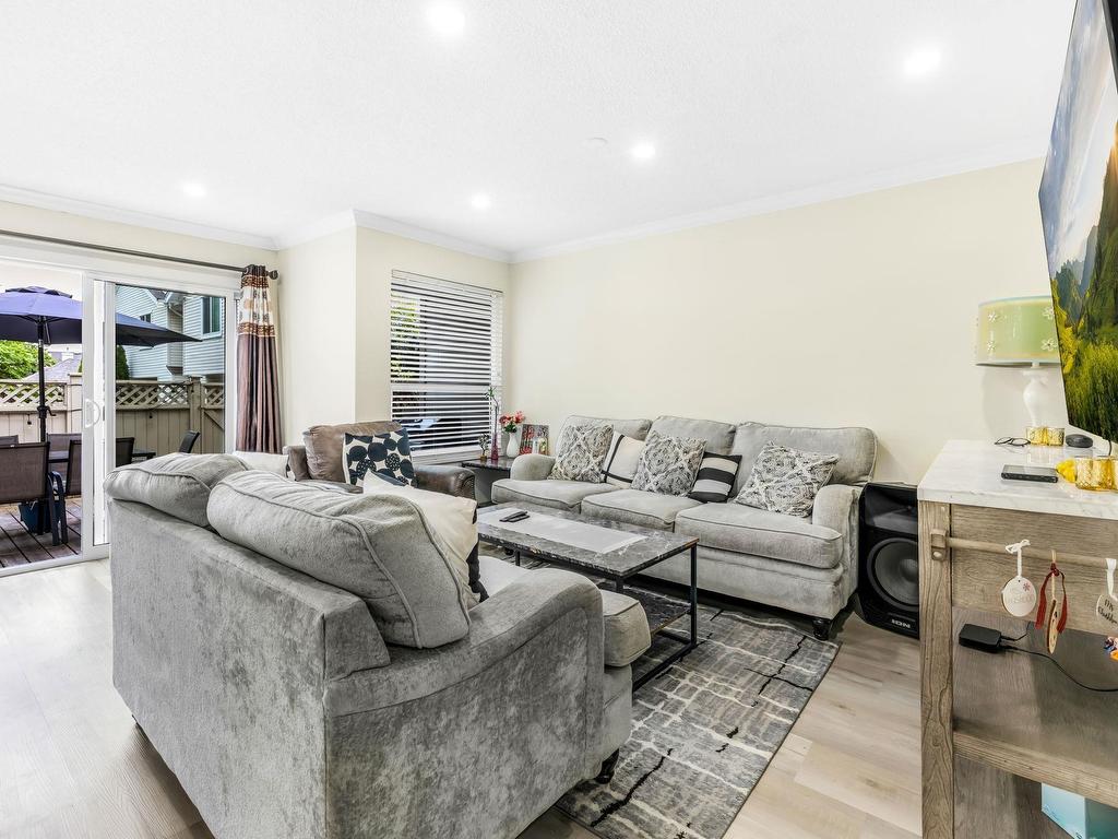 









6478


121

Street, 17,
Surrey,




BC
V3W 0Y5

