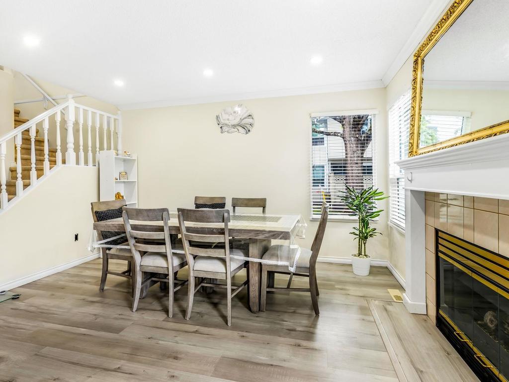 









6478


121

Street, 17,
Surrey,




BC
V3W 0Y5

