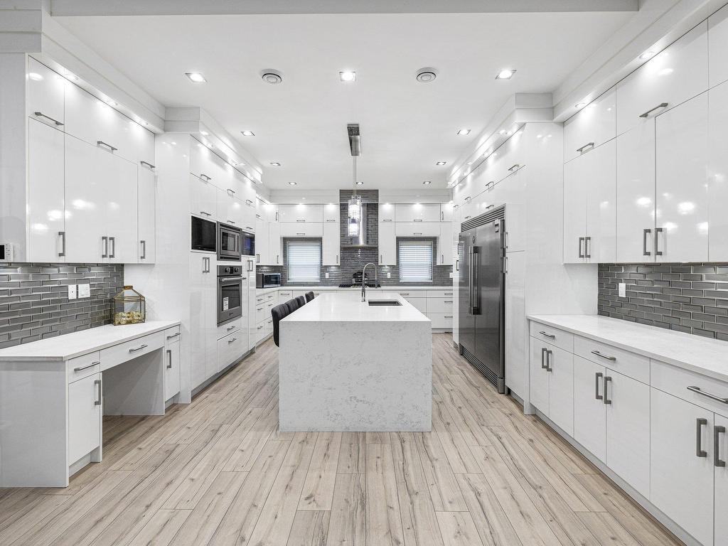 









10805


141

Avenue,
Surrey,




BC
V3R 3J5


