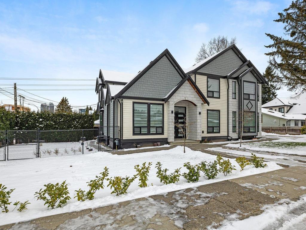 









10805


141

Avenue,
Surrey,




BC
V3R 3J5

