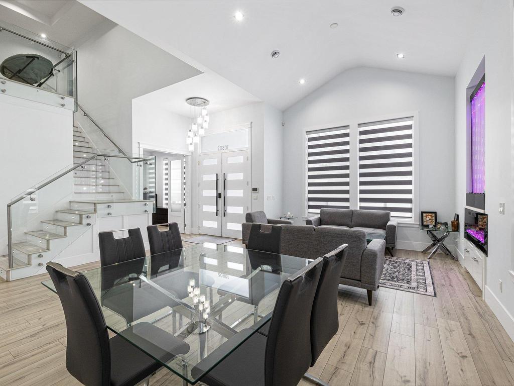 









10805


141

Avenue,
Surrey,




BC
V3R 3J5

