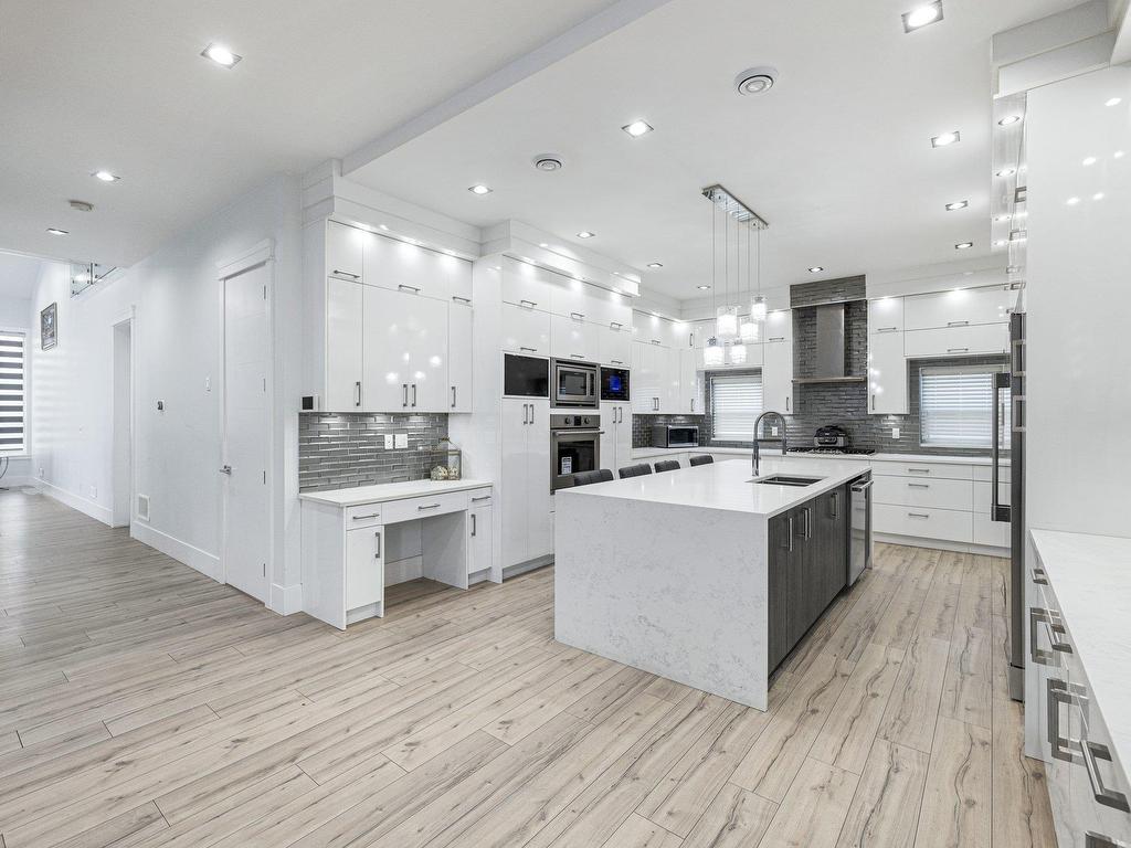 









10805


141

Avenue,
Surrey,




BC
V3R 3J5

