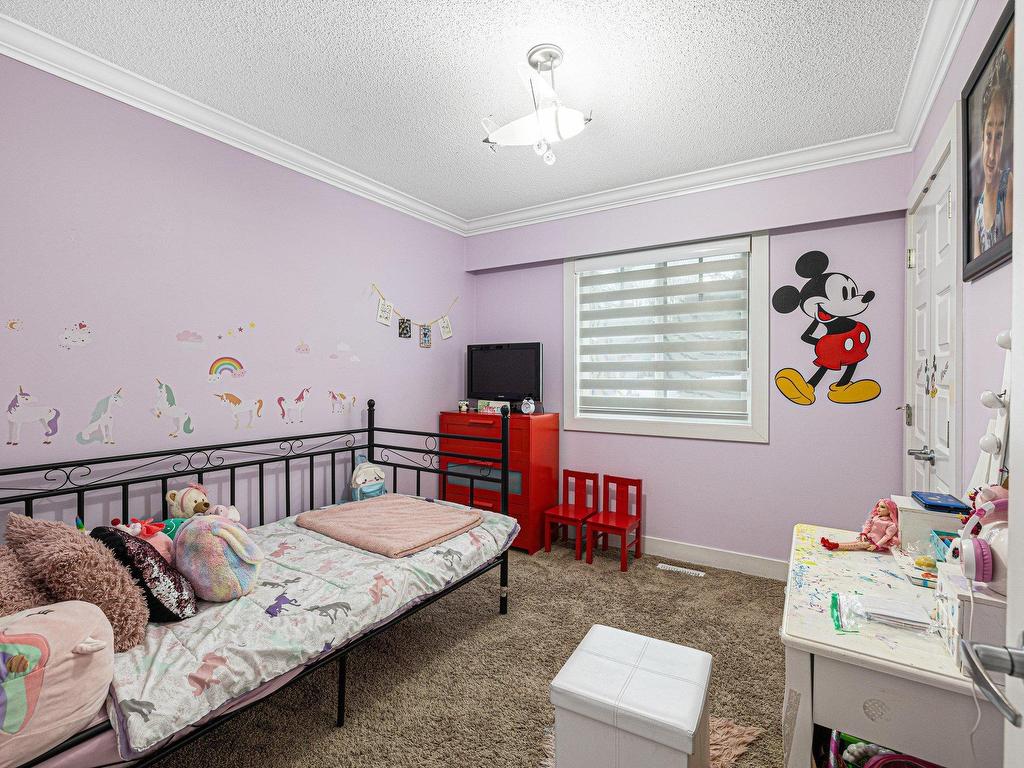 












7863 SUNCREST DRIVE

,
Surrey,




BC
V3W 6A8

