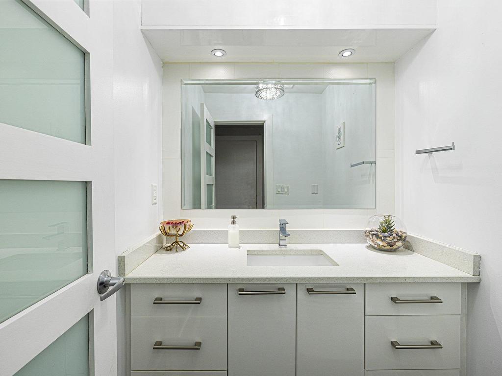 












7863 SUNCREST DRIVE

,
Surrey,




BC
V3W 6A8

