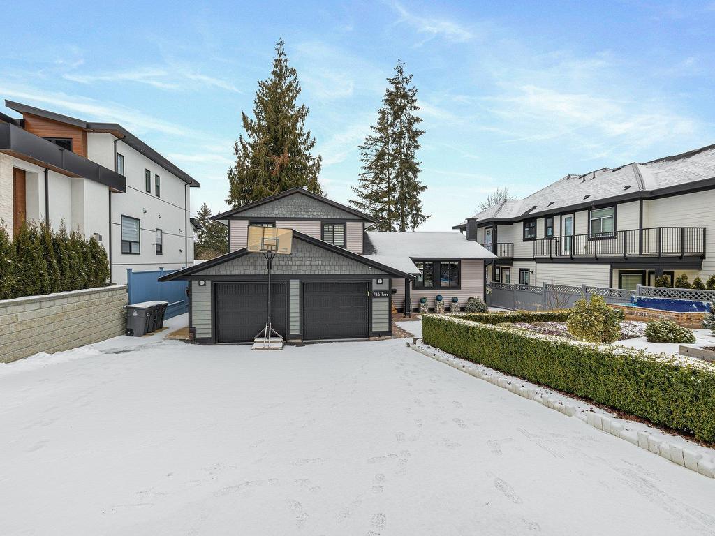 












7863 SUNCREST DRIVE

,
Surrey,




BC
V3W 6A8

