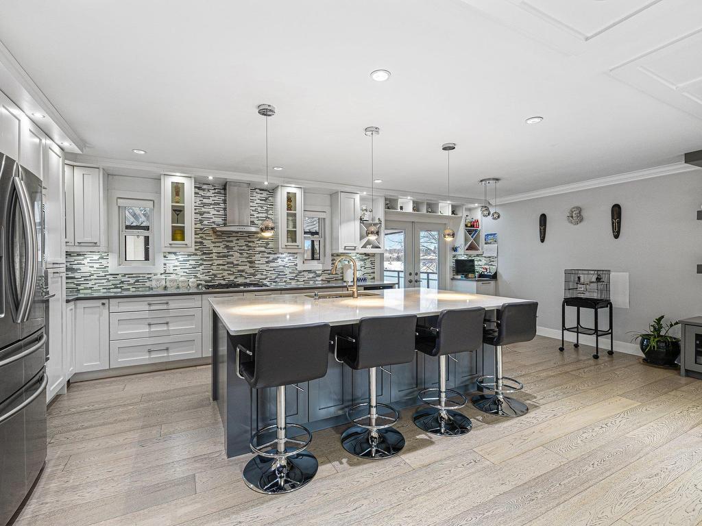 












7863 SUNCREST DRIVE

,
Surrey,




BC
V3W 6A8

