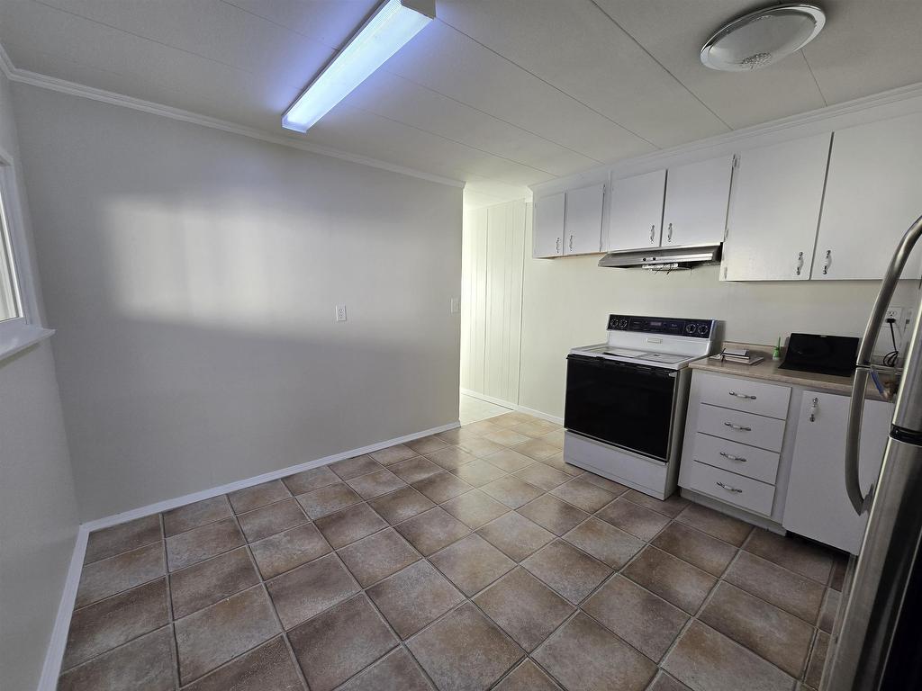 









1840


160

Street, 125,
Surrey,




BC
V4A 4X4

