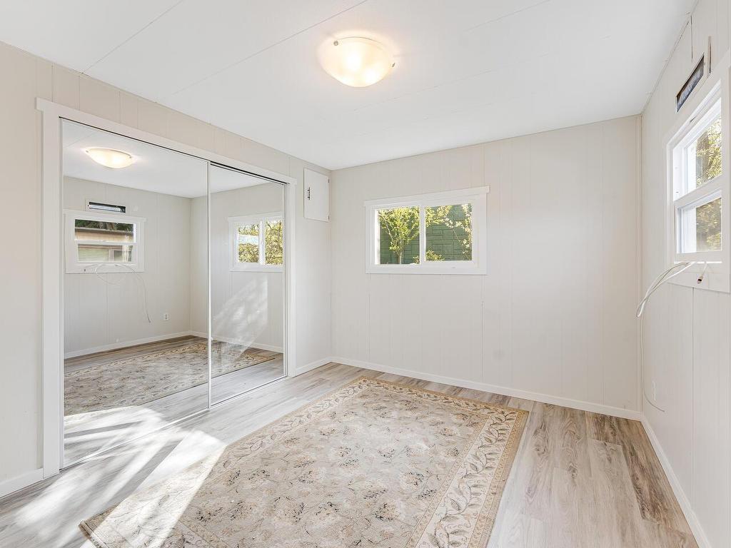 









1840


160

Street, 125,
Surrey,




BC
V4A 4X4

