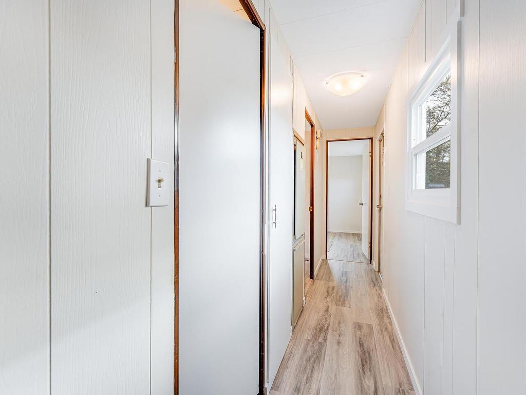 









1840


160

Street, 125,
Surrey,




BC
V4A 4X4

