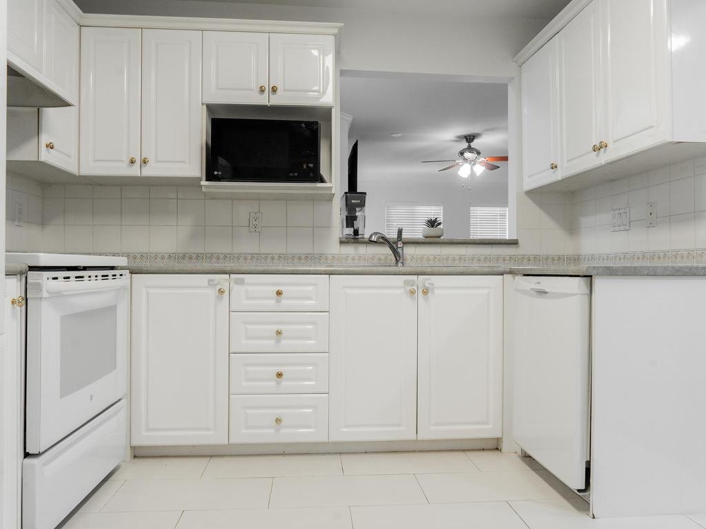 









12125


75a

Avenue, 313,
Surrey,




BC
V3W 1B9

