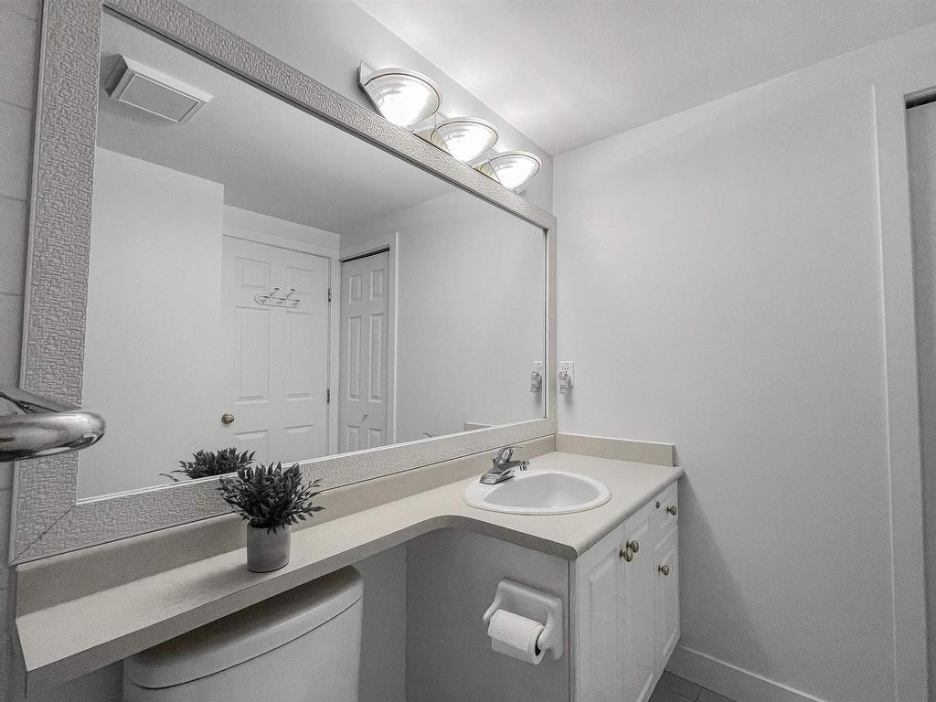 









12125


75a

Avenue, 313,
Surrey,




BC
V3W 1B9

