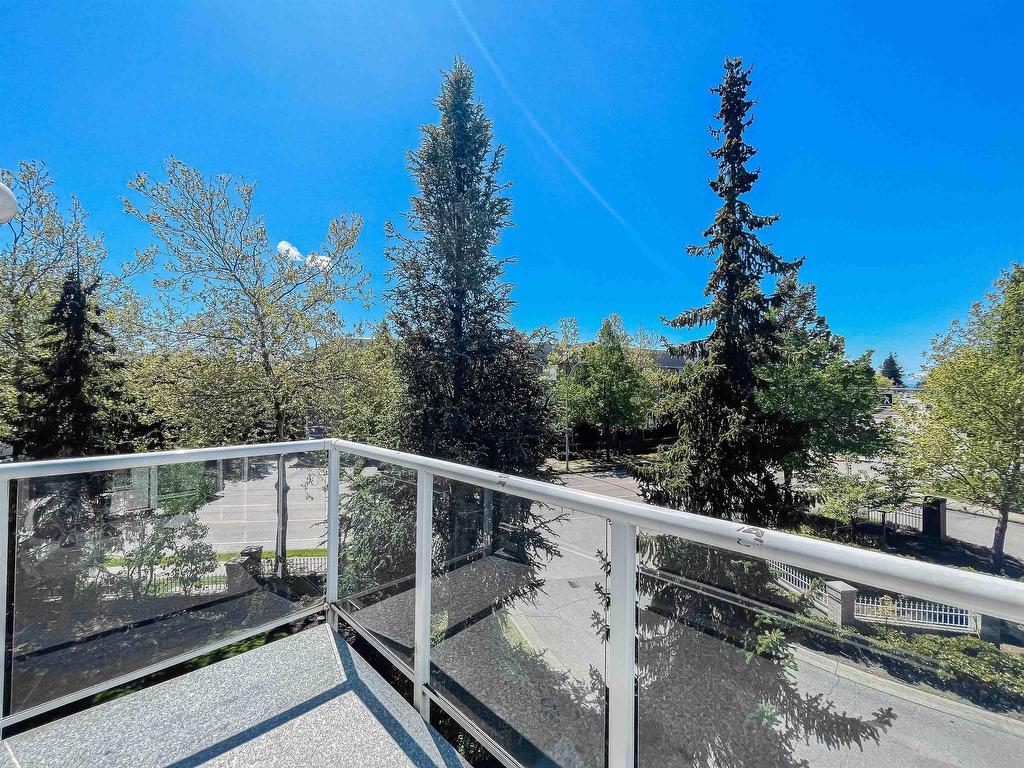 









12125


75a

Avenue, 313,
Surrey,




BC
V3W 1B9

