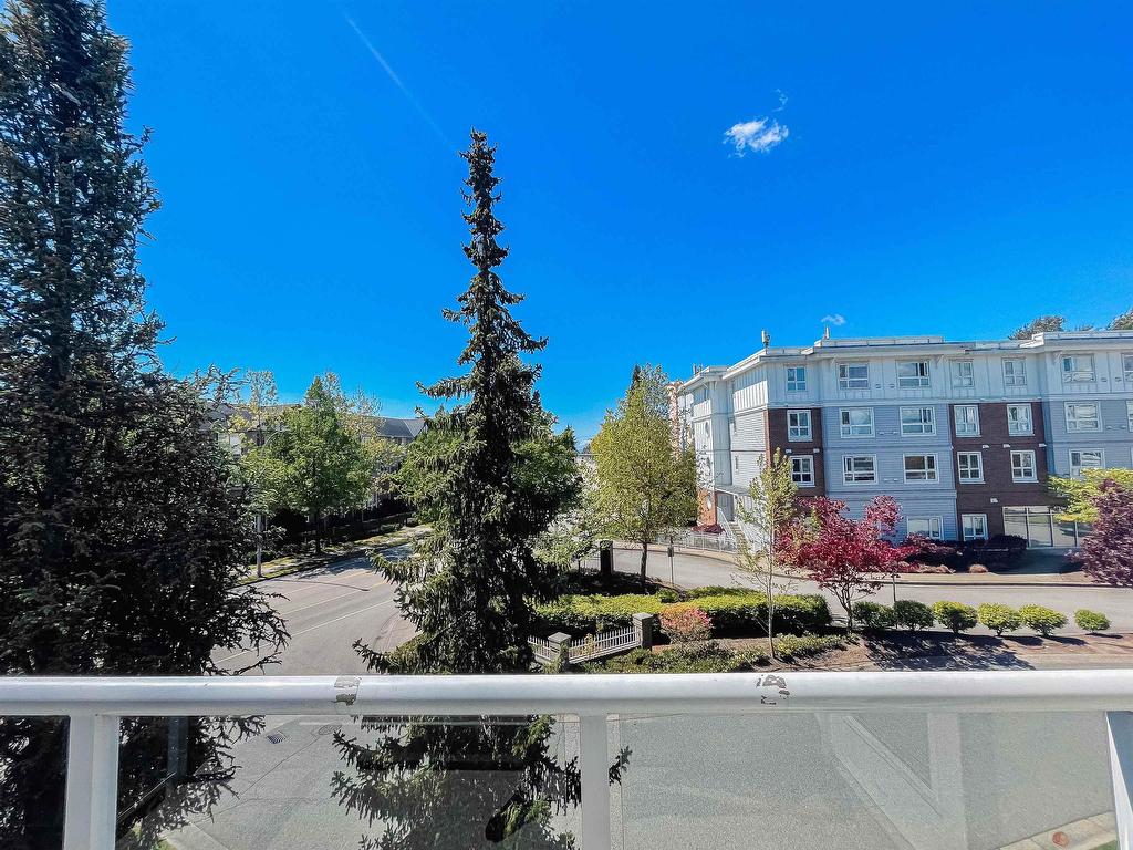 









12125


75a

Avenue, 313,
Surrey,




BC
V3W 1B9

