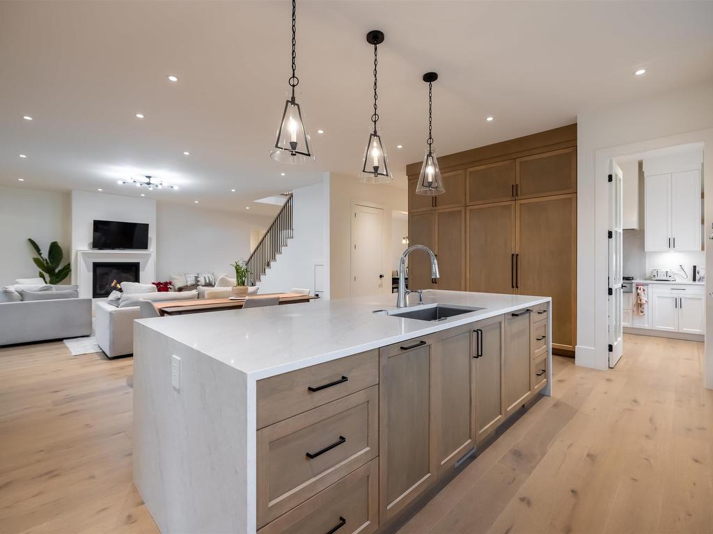 









4210


248

Street,
Langley,




BC
V4W 1E3

