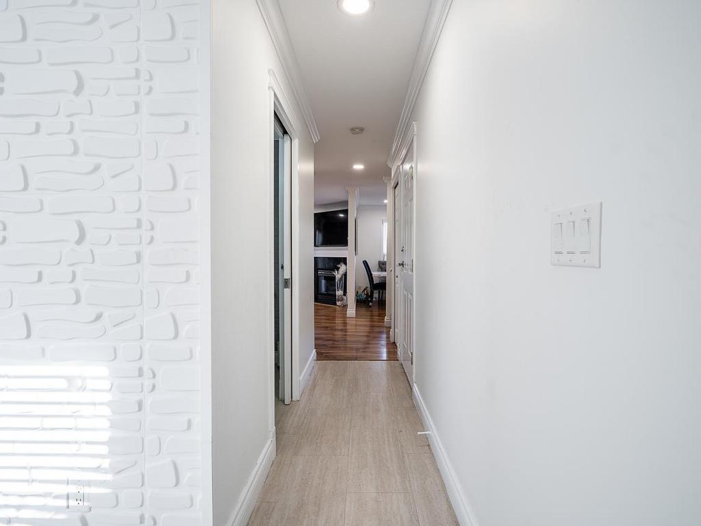 









16155


82

Avenue, 38,
Surrey,




BC
V4N 0P7


