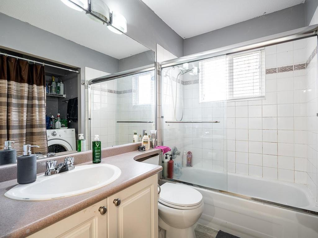 









16155


82

Avenue, 38,
Surrey,




BC
V4N 0P7

