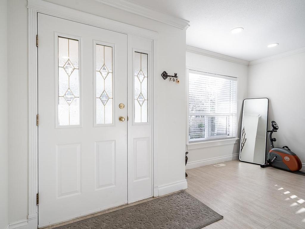 









16155


82

Avenue, 38,
Surrey,




BC
V4N 0P7

