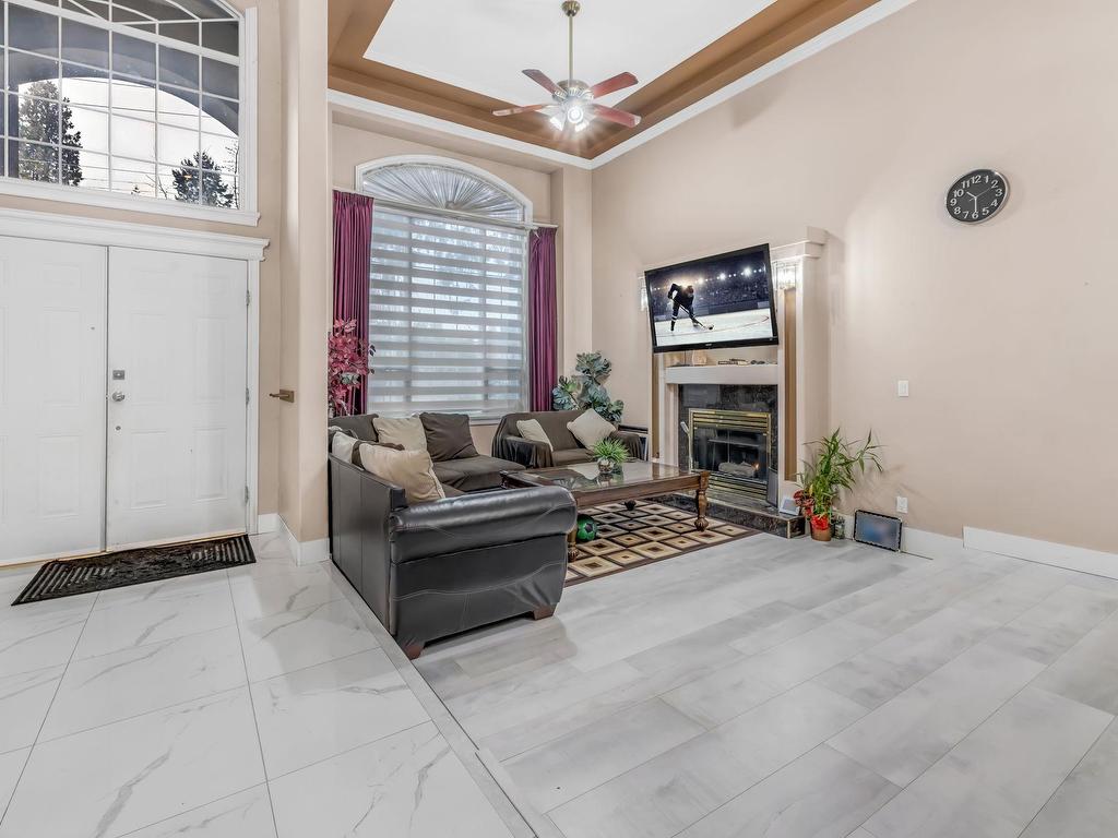









9534


124

Street,
Surrey,




BC
V3V 4S4

